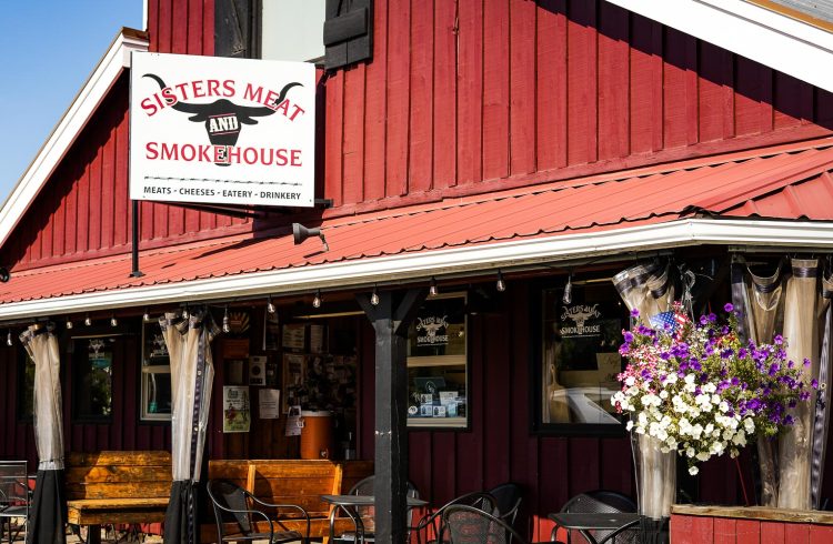 outdoor dining at a small smokehouse