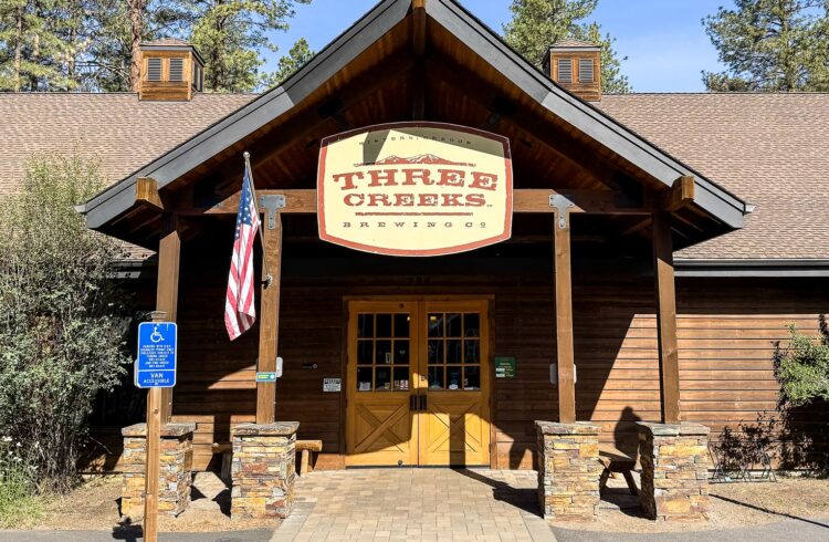 front entrance to three creeks brew pub