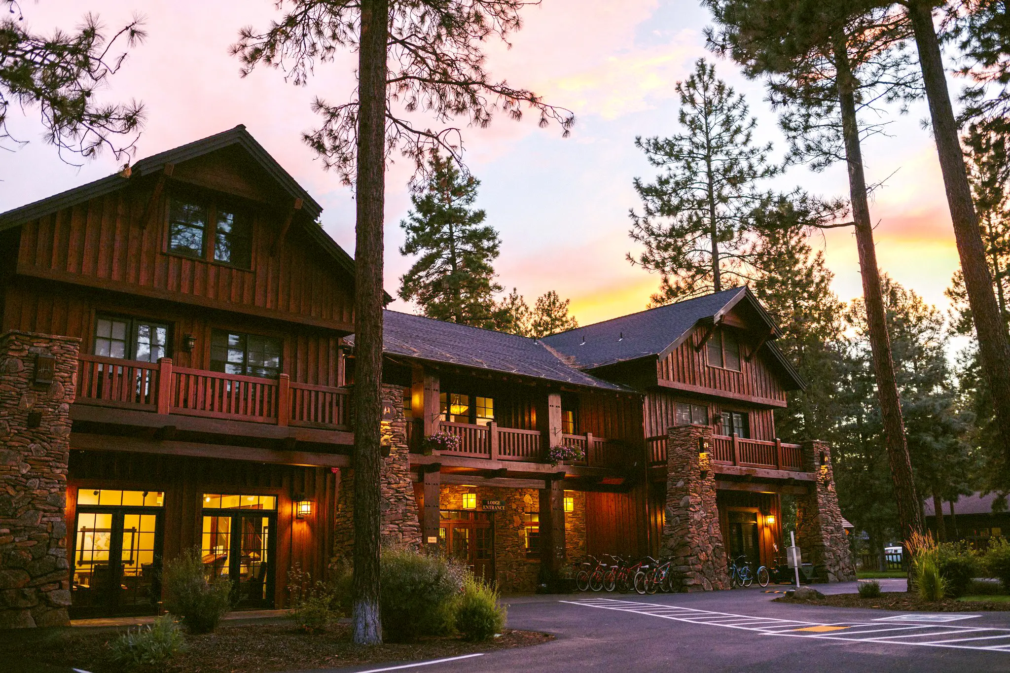 Sunset behind the FivePine Lodge